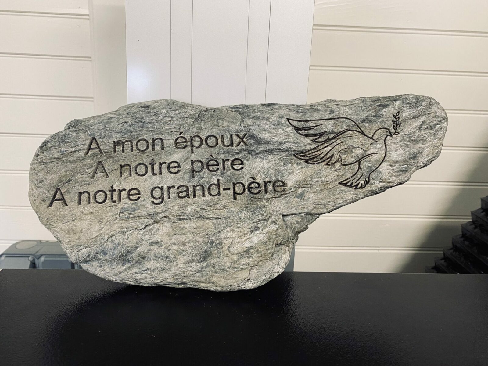 Mémoire gravée dans la pierre
